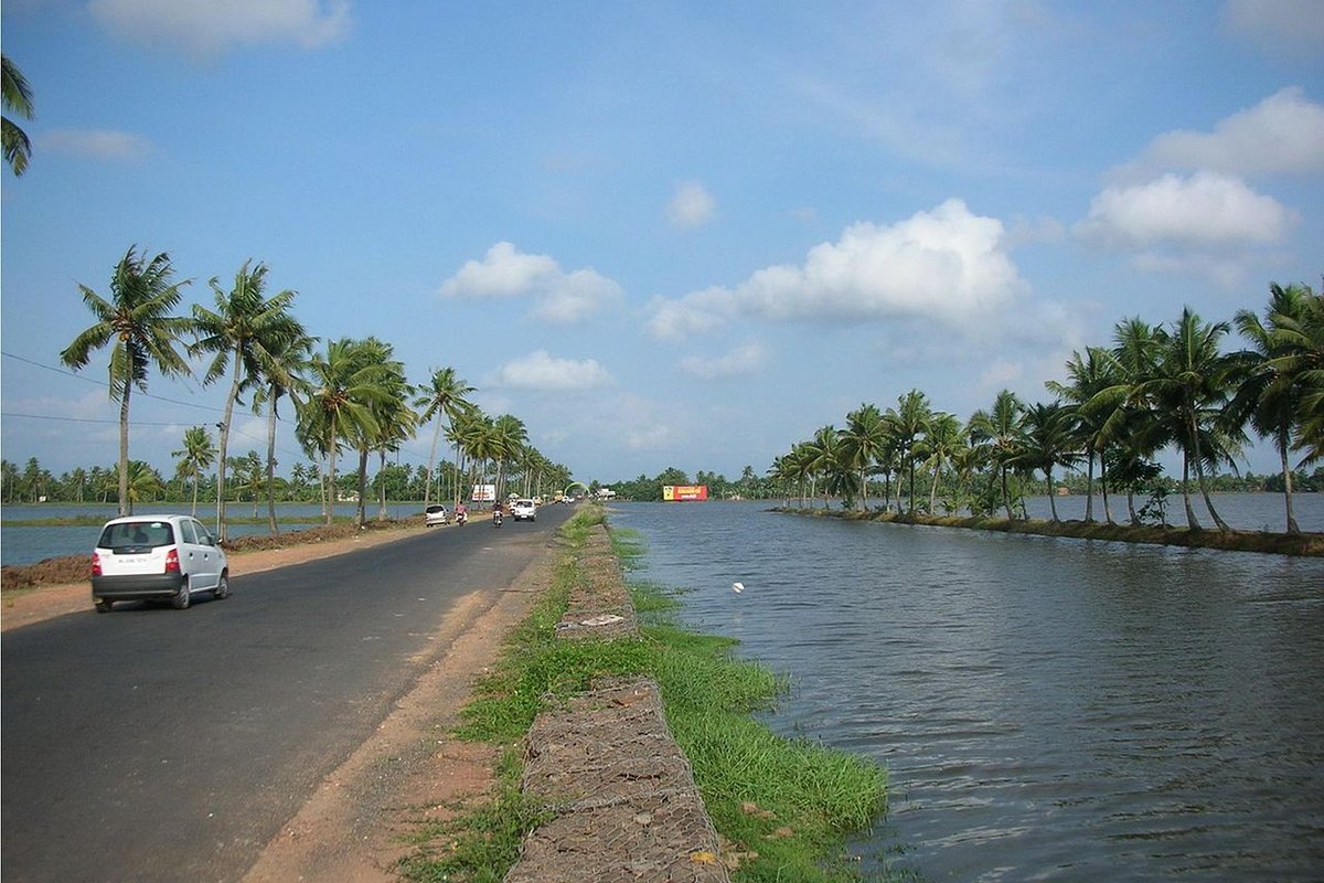 Alappuzha - India Travel Guide hero image
