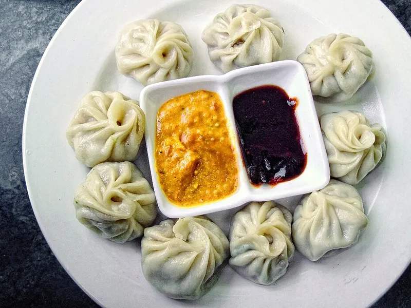 Momos