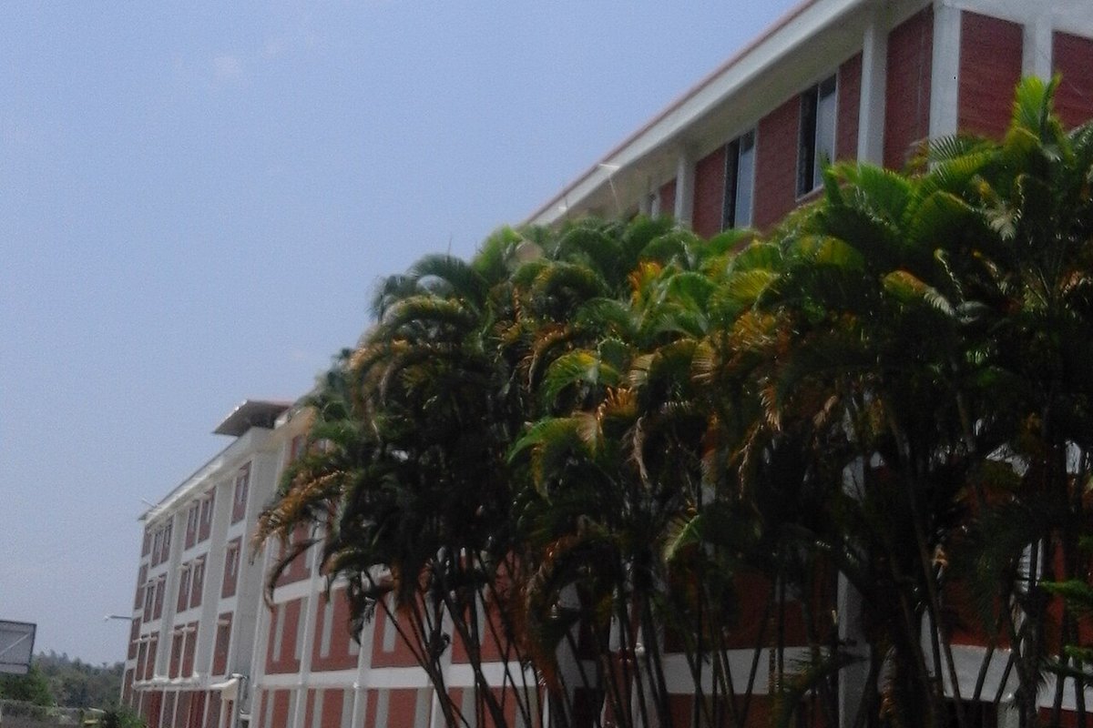 Gonikoppal - India Travel Guide hero image