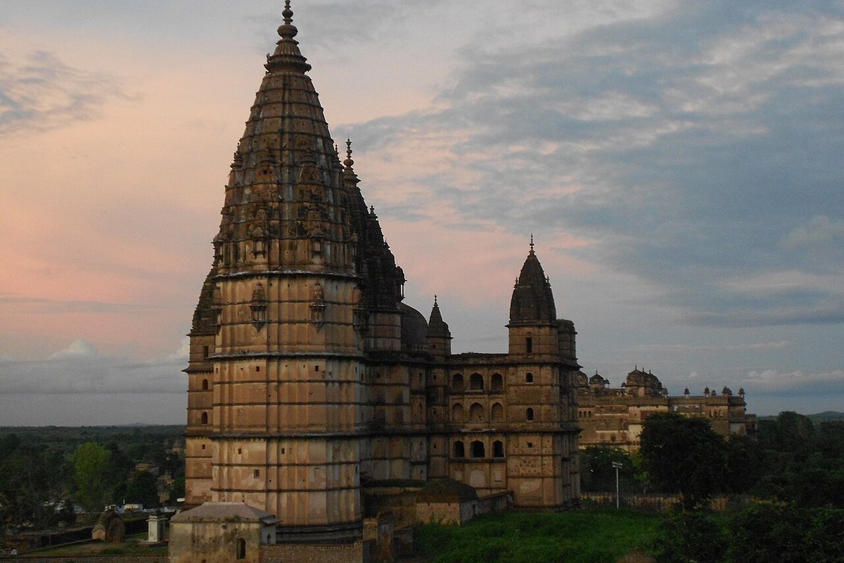 Orchha - India Travel Guide hero image