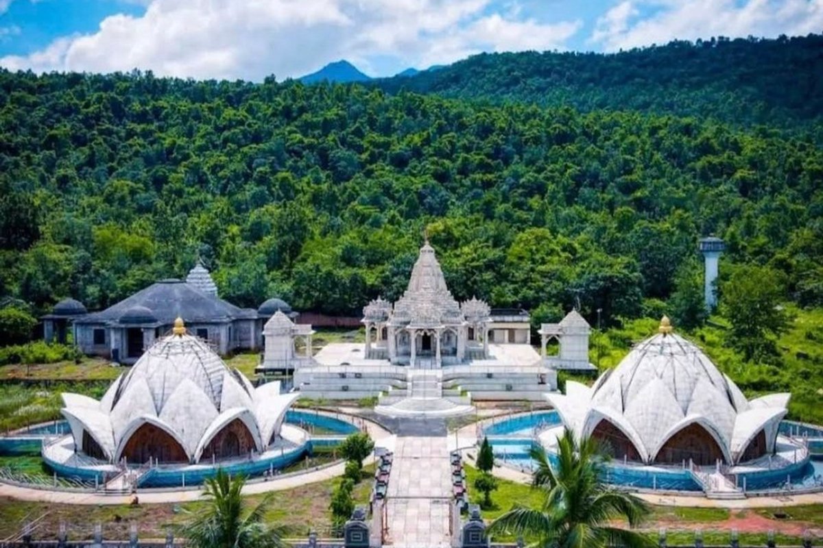 Parasnath - India Travel Guide hero image